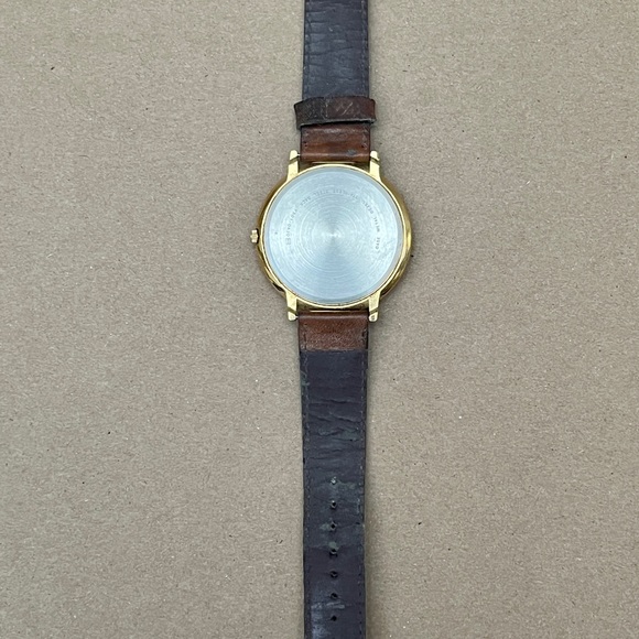 Oversized Mickey Mouse watch. Good used condition. Needs battery. - Picture 3 of 6